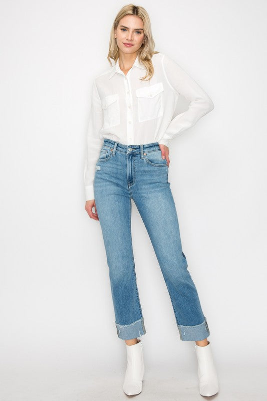 Curvy - HIGH RISE STRAIGHT JEANS