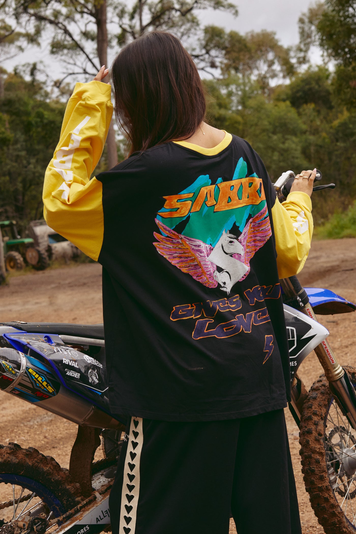 Long sleeve don’t quit your day dream tee - black