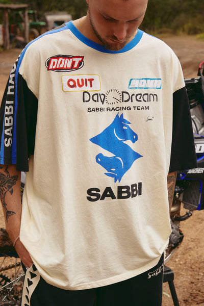Very oversized don’t quit your day dream tee- white
