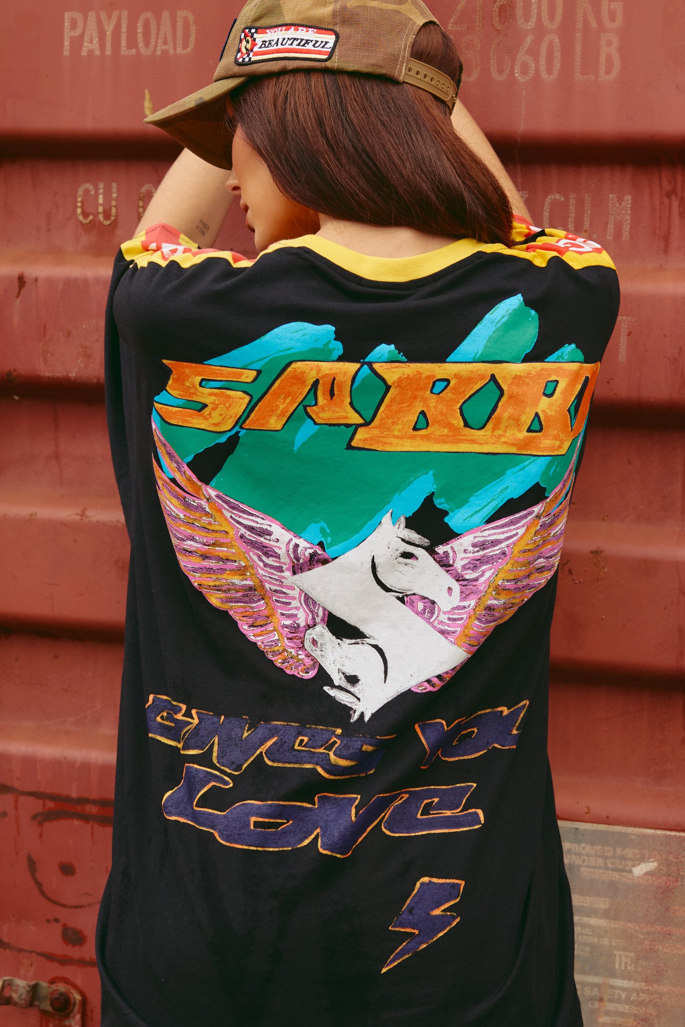Very oversized don’t quit your day dream tee- black