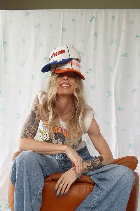 Mother lightning bolt cap