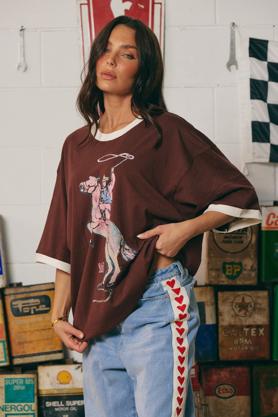 LThe Very Oversized Yeehaw Tee - Chocolate With White Trim