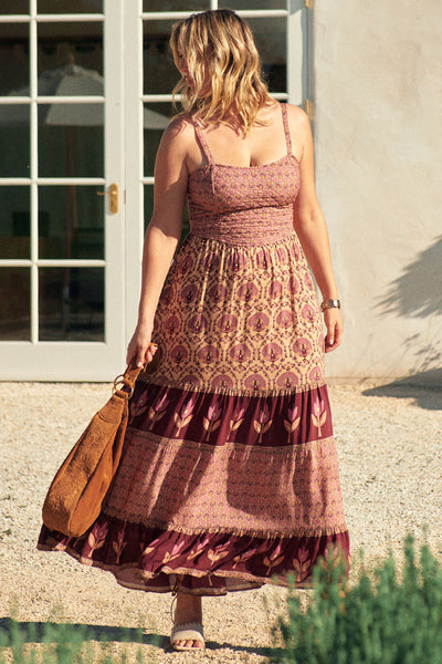 CHÂTEAU QUILTED STRAPPY MAXI DRESS