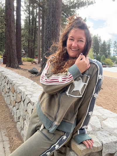 Olympic Valley Zip Up