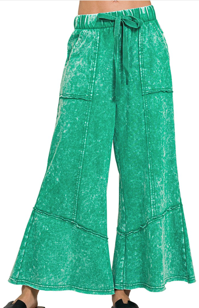 Mistletoe Cropped Pant