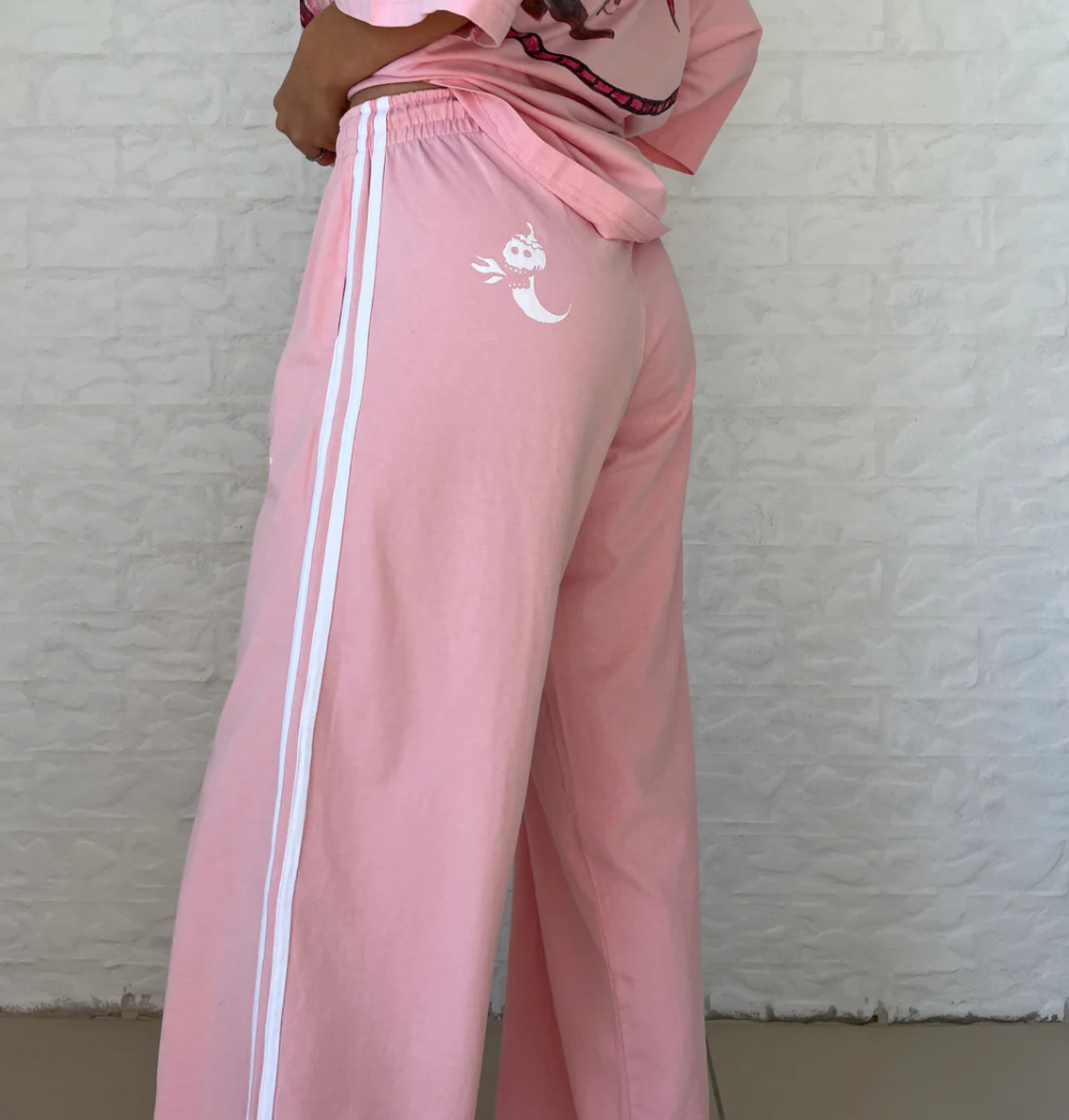 THE CHIDO PANTS - PINK CRAZY. HORSE