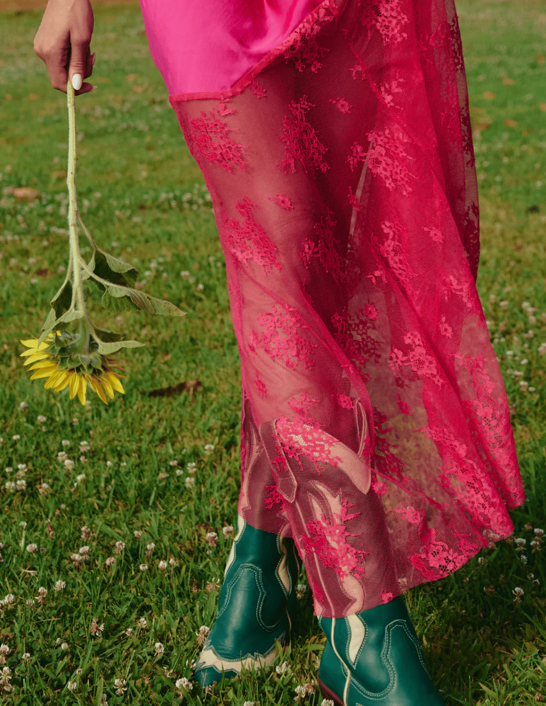 The Lace Maxi - Pink